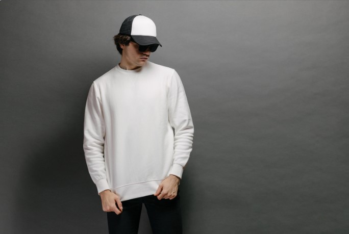 Які матеріали чоловічих кофт найкраще підходять для щоденного носіння