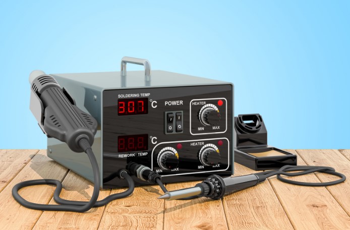какую паяльную станцию выбрать новичку