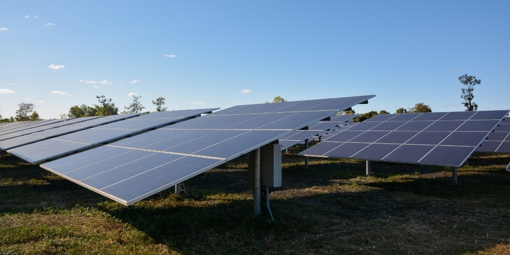 Рейтинг сонячних електростанцій для бізнесу під власне споживання: найкращі рішення у 2026 році